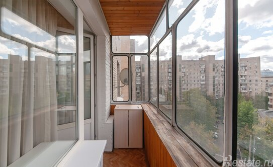 Аренда 1-комн квартиры на вторичном рынке Украинский бульвар,  д. 6