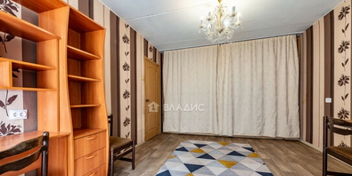 2-комн квартира Полевая улица,  д. 2/30