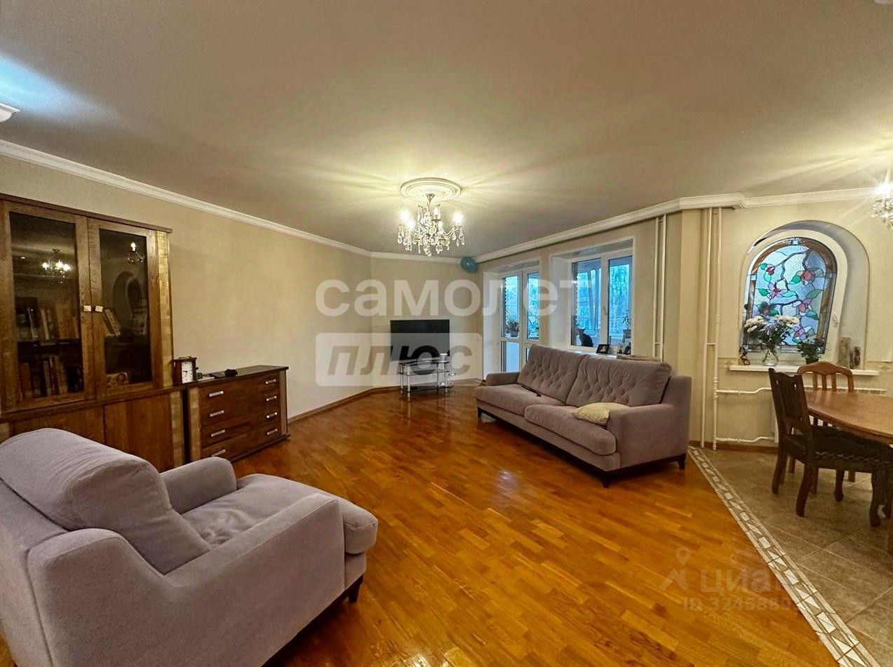 Продажа 3-комн квартиры на вторичном рынке Чехов, Береговая улица, 42