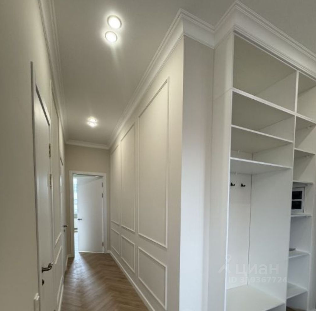 Продажа 2-комн квартиры на вторичном рынке Кутузовский проспект, 12