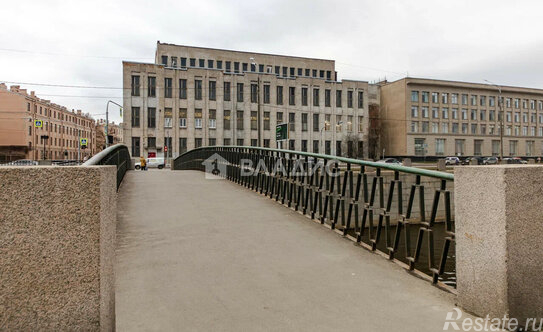 Продажа 6-комн квартиры на вторичном рынке Обводного Канала наб,  д. 66