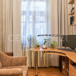 Продажа 3-комн квартиры на вторичном рынке 16-я линия,  д. 77