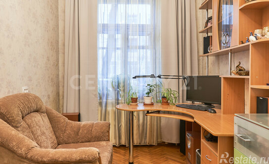 Продажа 3-комн квартиры на вторичном рынке 16-я линия,  д. 77