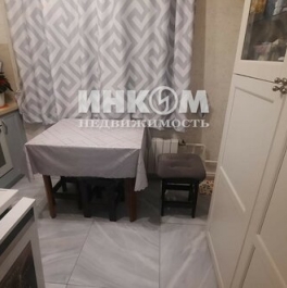 Продажа 3-комн квартиры на вторичном рынке Днепропетровская улица,  д. 7 к1