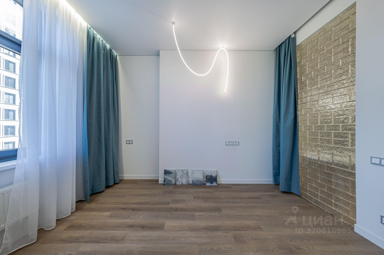 Продажа 2-комн квартиры на вторичном рынке Новоалексеевская улица, 16к2