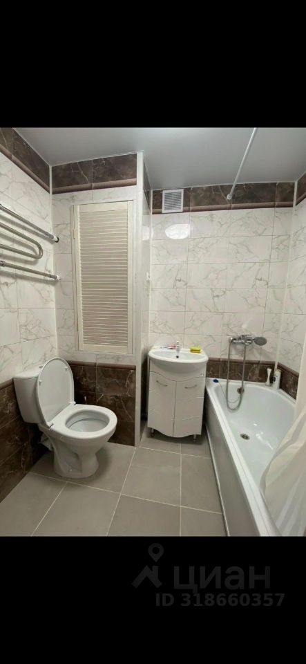 Продажа 3-комн квартиры на вторичном рынке Кленовый бульвар, 8к1