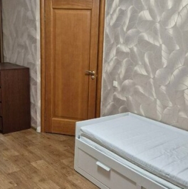 Продажа 1-комн квартиры на вторичном рынке улица Антонова-Овсеенко