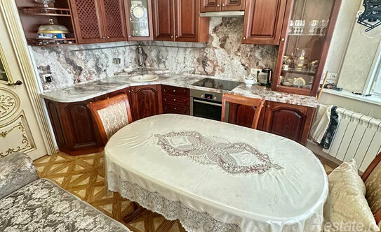 Продажа 3-комн квартиры на вторичном рынке ул Верхние Поля,  д. 33,  к. 1