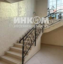Продажа 3-комн квартиры на вторичном рынке Суханово, Парковая улица,  д. 4
