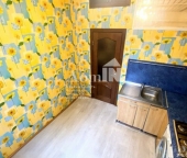 Продать Квартиры вторичка улица Маршала Казакова  72 к1 