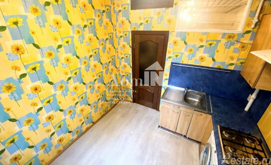 Продажа 1-комн квартиры на вторичном рынке улица Маршала Казакова,  д. 72 к1