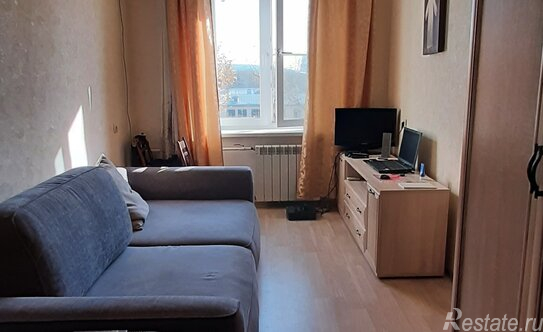 Продажа 3-комн квартиры на вторичном рынке ул Пилота Нестерова,  д. 9