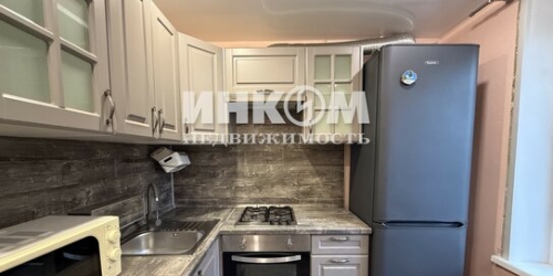 2-комн квартира Солнечногорская улица,  д. 11