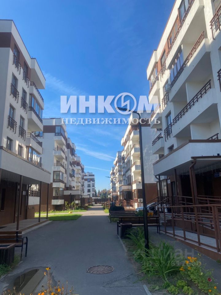 Продажа 1-комн квартиры на вторичном рынке Подмосковный кв-л, Малаховка пгт, 66к3