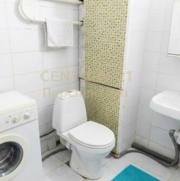 Продажа 1-комн квартиры на вторичном рынке Верхние Поля ул