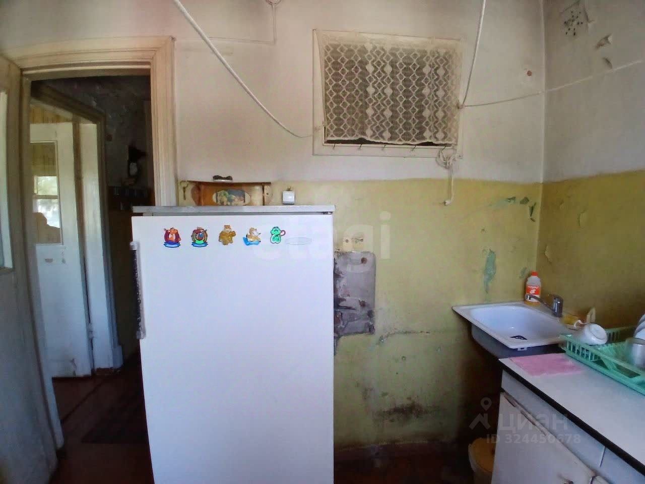 Продажа 2-комн квартиры на вторичном рынке Новая Ладога, улица Ворошилова, 27