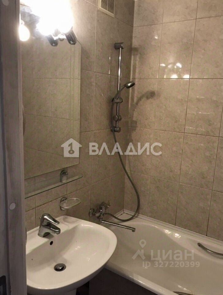 Продажа 2-комн квартиры на вторичном рынке Просвещения пр-кт,  д. 35