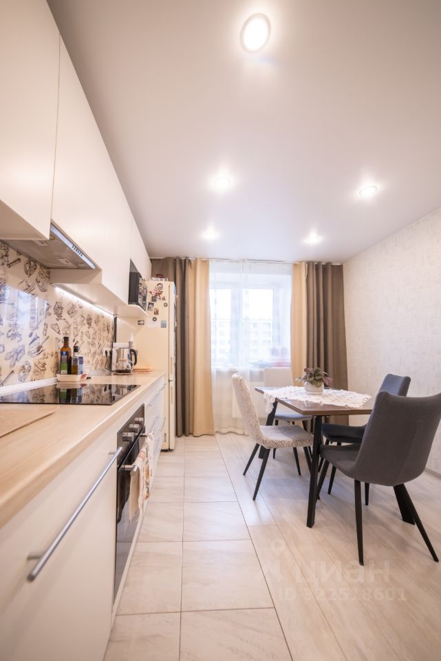 Продажа 3-комн квартиры на вторичном рынке проспект Металлистов, 117