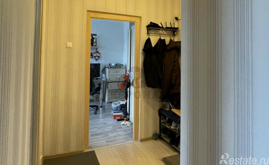 Продажа 2-комн квартиры на вторичном рынке Заречье, улица Декабристов,  д. 10