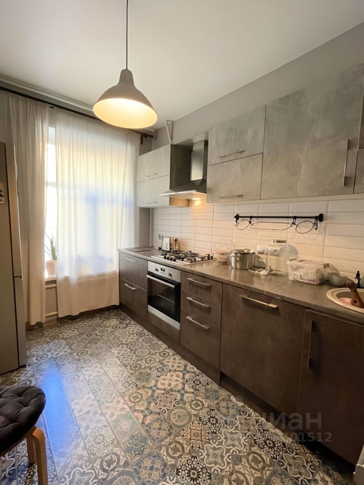 Продажа 2-комн квартиры на вторичном рынке набережная Реки Фонтанки, 150