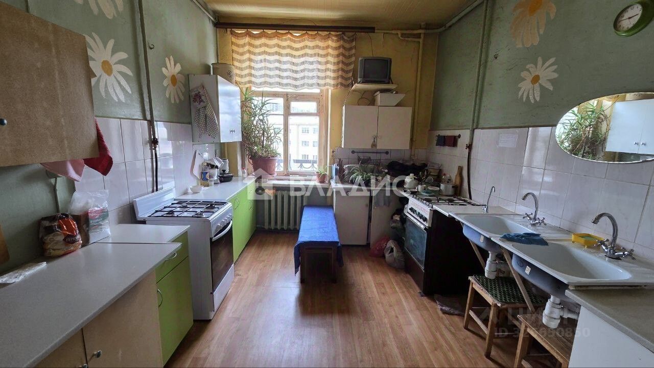 Продажа комнаты улица Полярников, 13