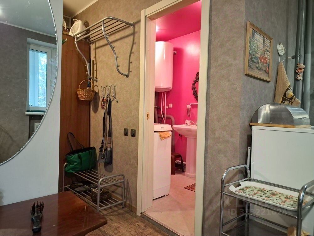 Продажа 1-комн квартиры на вторичном рынке Рощино пгт, улица Заречная, 25