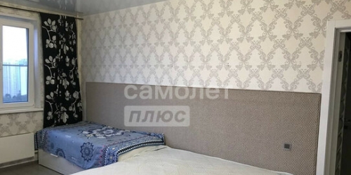 1-комн квартира улица Богданова,  д. 42