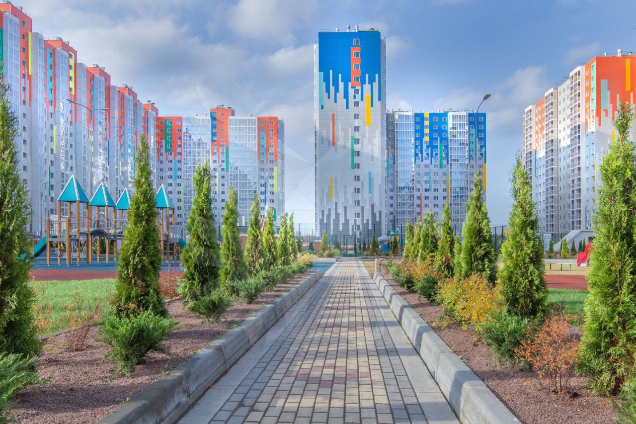 Продажа 3-комн квартиры на вторичном рынке Голубое пгт, бульвар Парковый, 2к2
