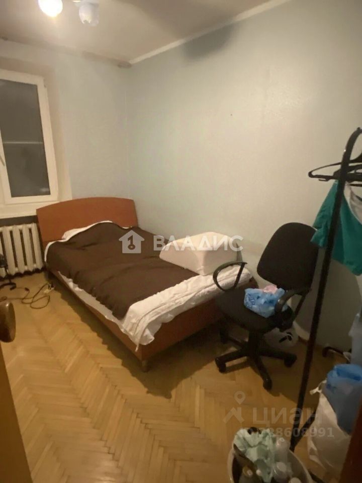 Продажа 3-комн квартиры на вторичном рынке Студенческая улица, 23