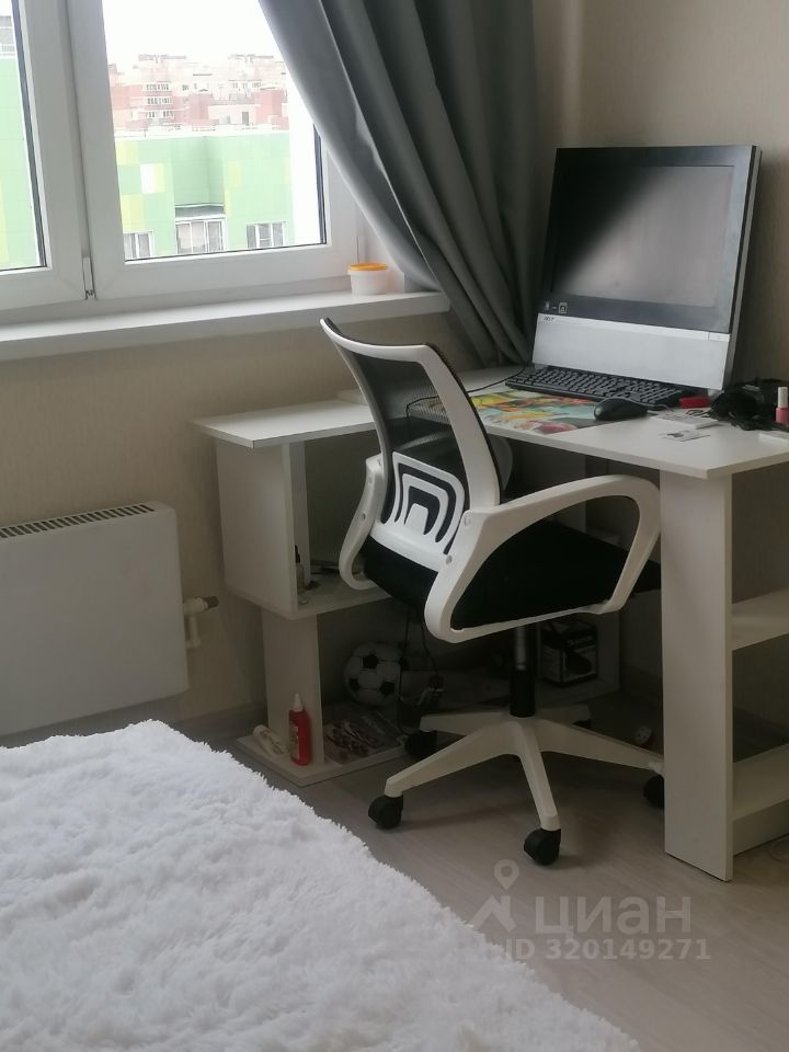 Продажа 2-комн квартиры на вторичном рынке Свердловский пгт, улица Заречная, 14