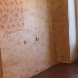 Продажа 2-комн квартиры на вторичном рынке пос. Назарьево, 18