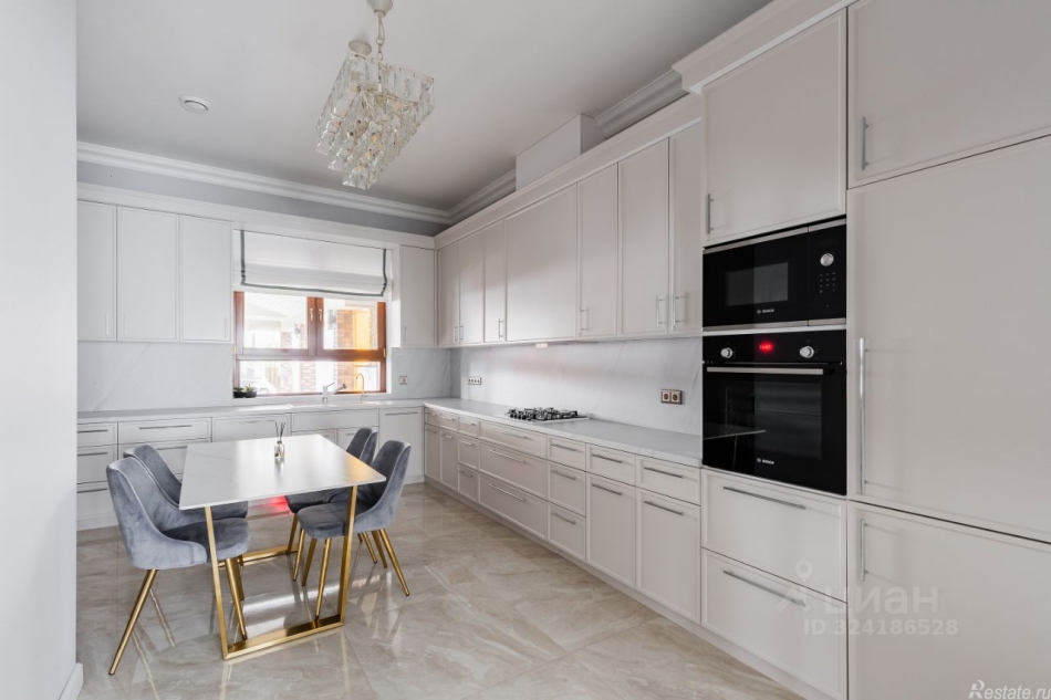 Аренда дома Ильинское, пл Европы,  д. 1