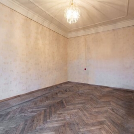 Продажа 3-комн квартиры на вторичном рынке Московский пр-кт,  д. 182