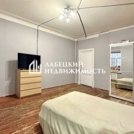 Продажа 2-комн квартиры на вторичном рынке Матвеевский переулок,  д. 2В