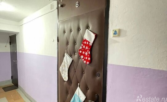 Продажа 1-комн квартиры на вторичном рынке свх Архангельский п, Центральная ул,  д. 6