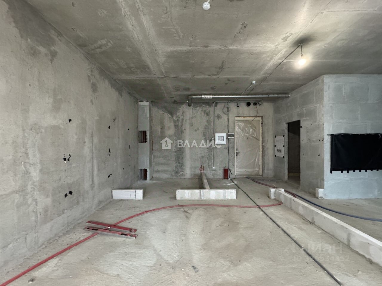 Продажа 1-комн квартиры на вторичном рынке улица Светланова, 11к2