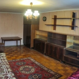 Продажа 1-комн квартиры на вторичном рынке Лобня г, Чайковского ул,  д. 7 к1