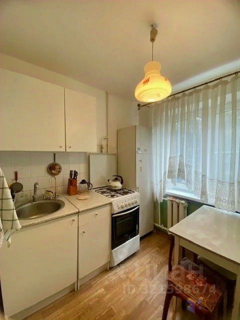 Продажа 3-комн квартиры на вторичном рынке Барыбино мкр, улица Агрохимиков, 2