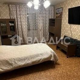 Продажа 1-комн квартиры на вторичном рынке Ореховый проезд,  д. 17,  к. 1