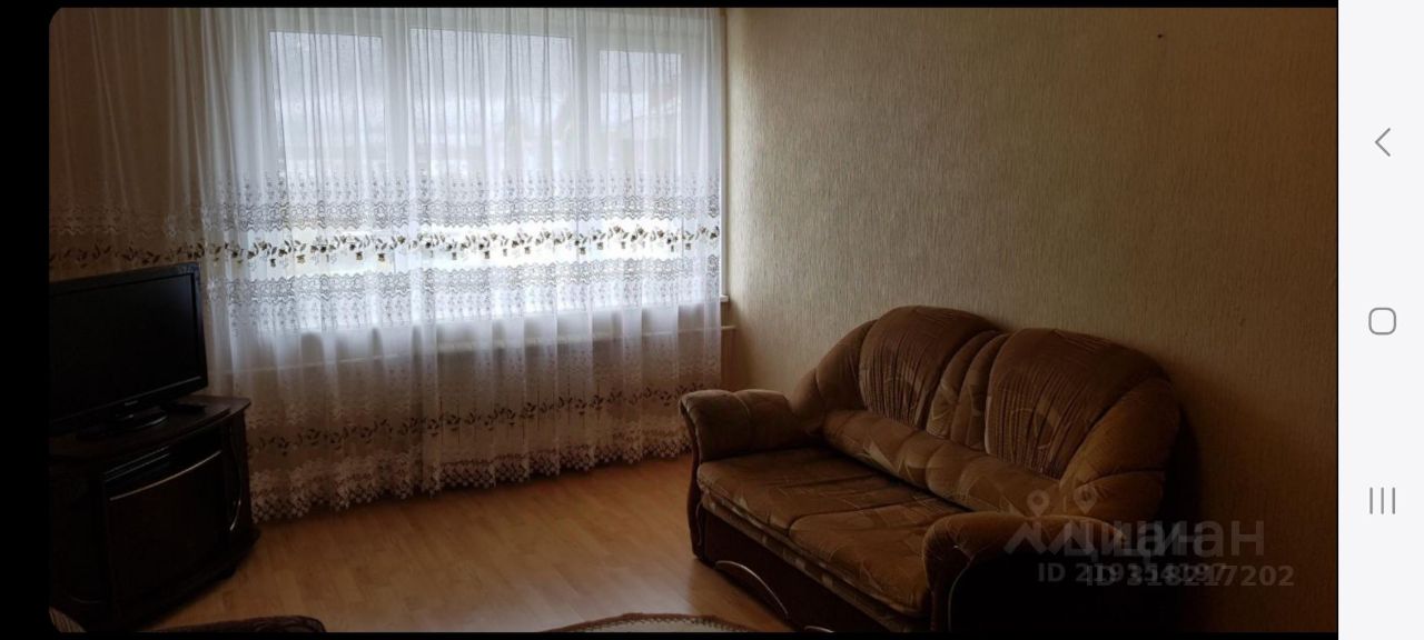 Продажа 3-комн квартиры на вторичном рынке с. Новопетровское, улица Северная, 20