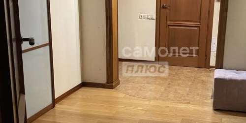 3-комн квартира Изюмская улица, 61