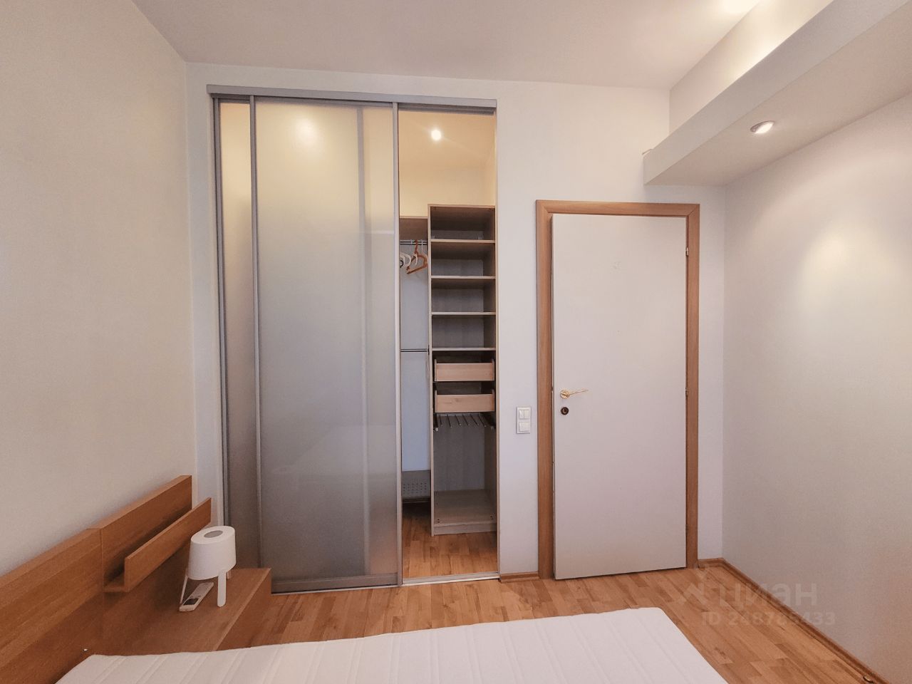 Аренда 2-комн квартиры на вторичном рынке Кутузовский проспект, 4/2