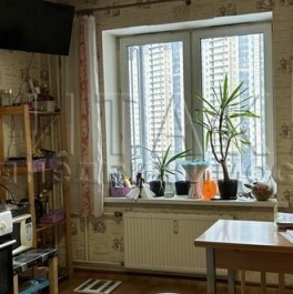 Продажа 3-комн квартиры на вторичном рынке ул Фёдора Абрамова,  д. 20,  к. 1