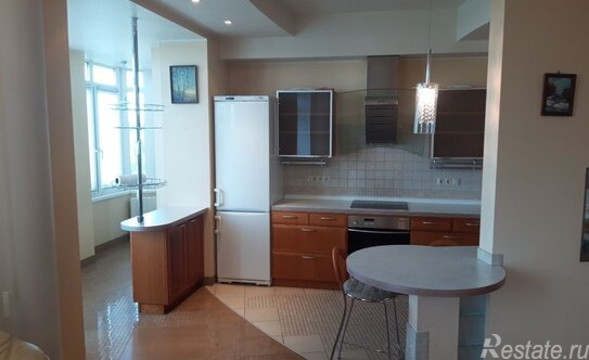 Аренда 3-комн квартиры на вторичном рынке Оршанская улица,  д. 13