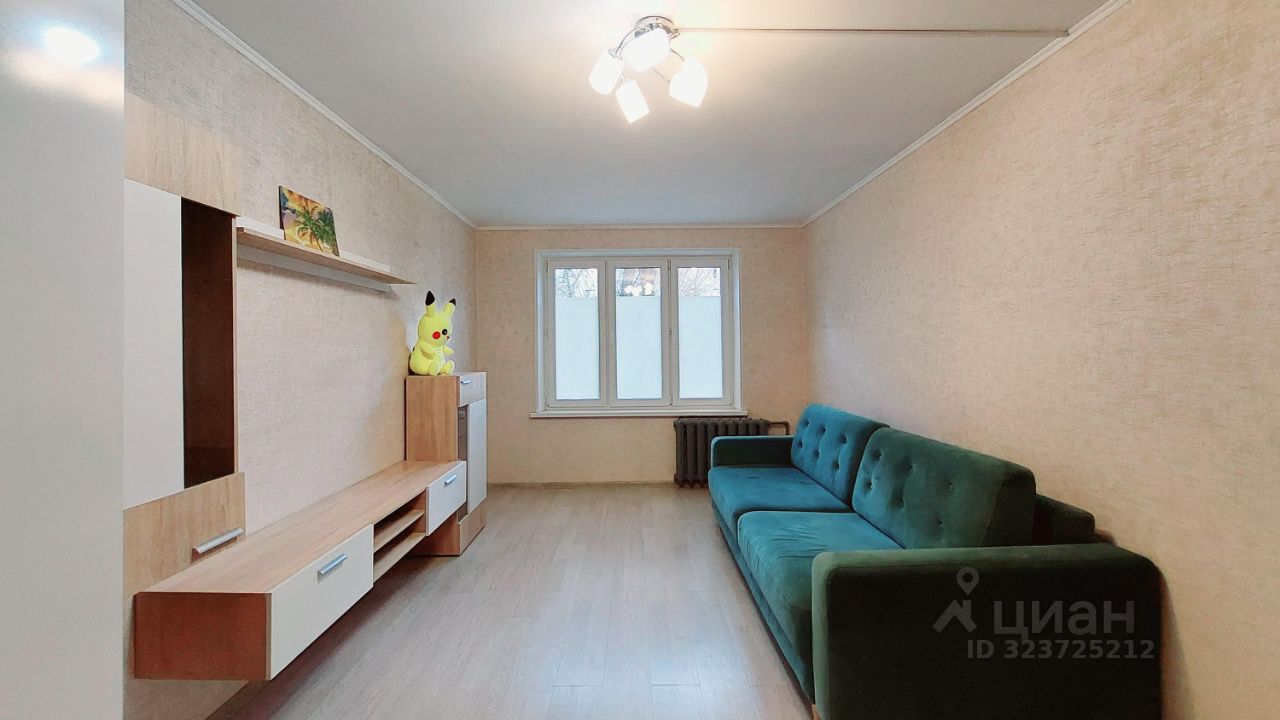 Аренда 1-комн квартиры на вторичном рынке Кленовый бульвар, 4