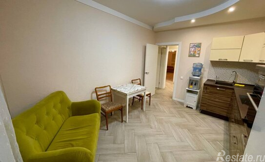 Продажа 2-комн квартиры на вторичном рынке Битца, Южный бульвар,  д. 4