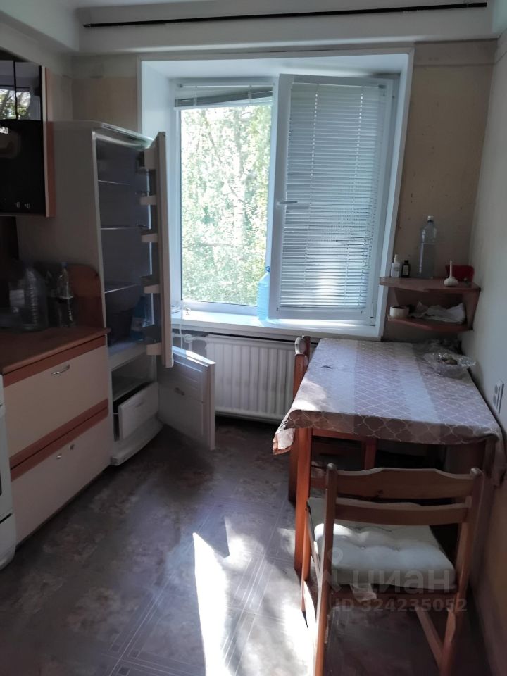 Продажа 1-комн квартиры на вторичном рынке Будапештская улица,  д. 5К2