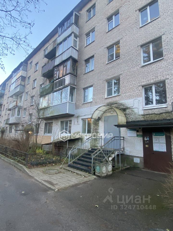 Продажа 1-комн квартиры на вторичном рынке Всеволожск, улица Комсомола, 2