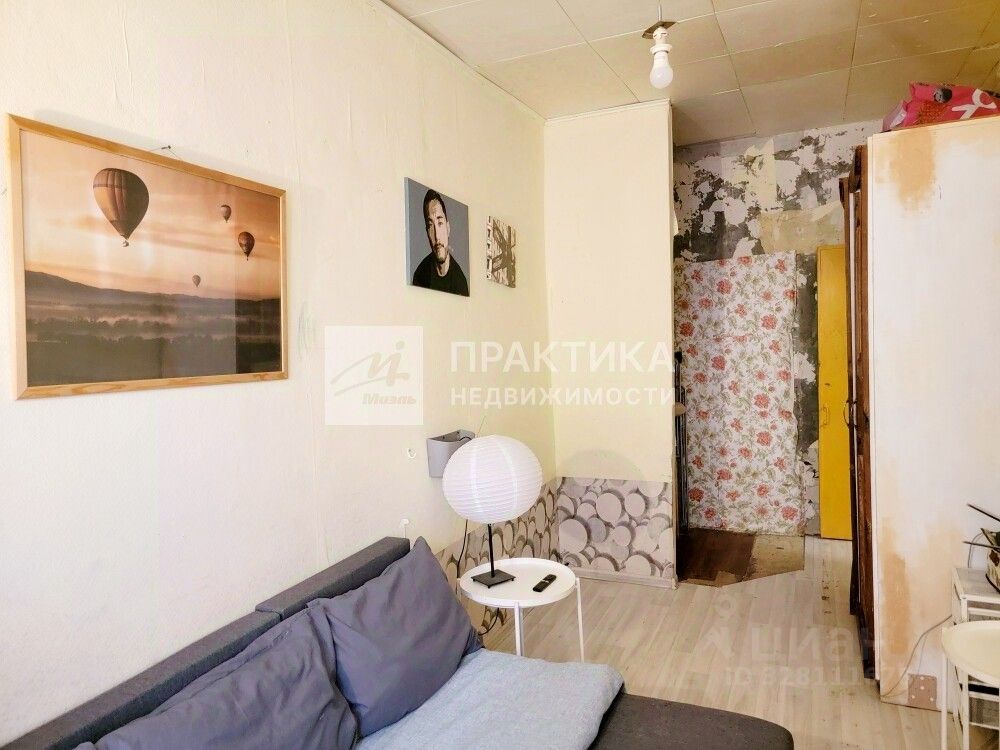 Продажа 2-комн квартиры на вторичном рынке улица Ефремова, 15/22