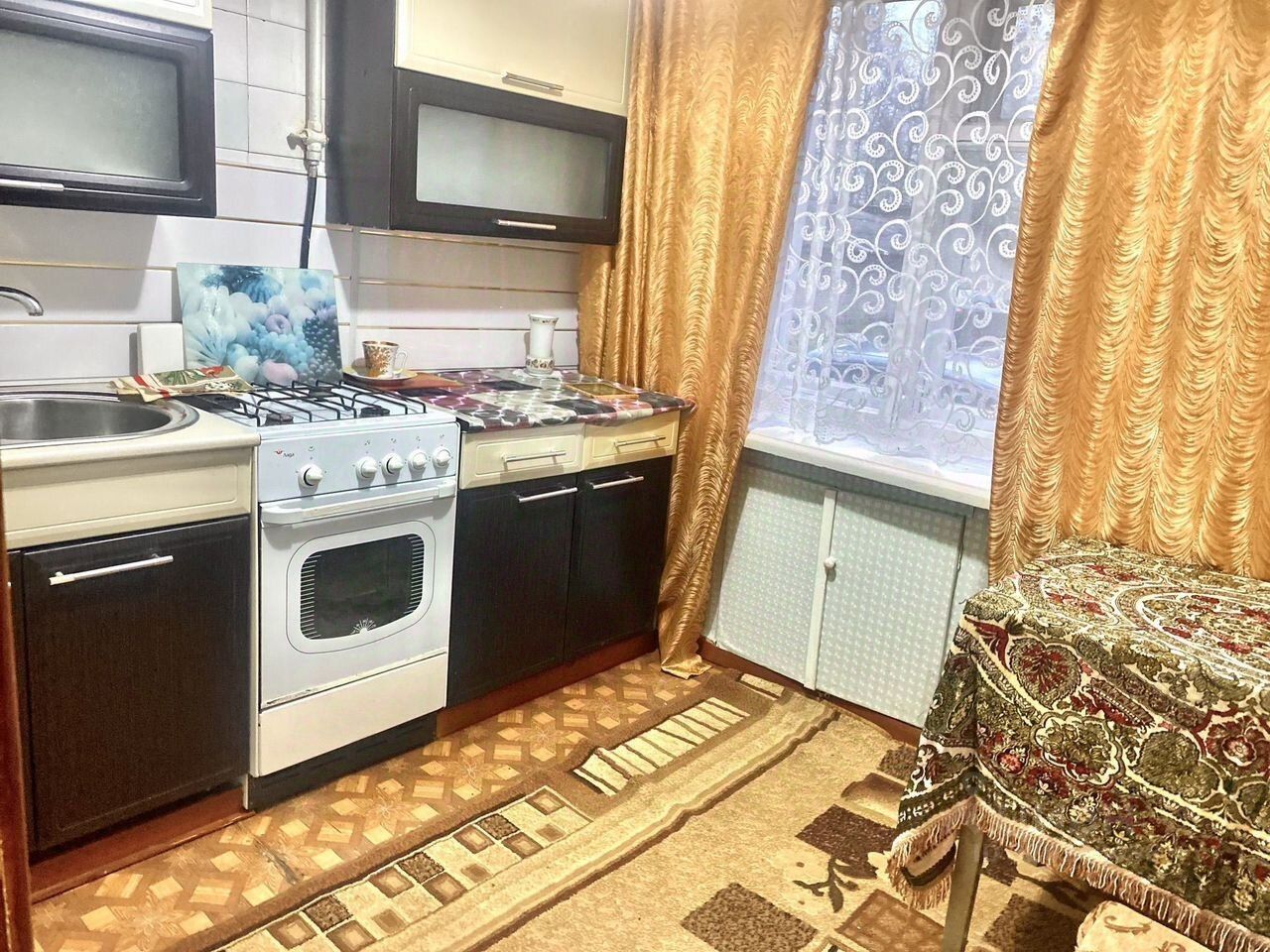 Продажа 1-комн квартиры на вторичном рынке Сланцы, улица Ломоносова, 75